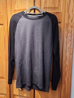 Old Navy Men’s Long-Sleeve Raglan Thermal Shirt - Charcoal & Black